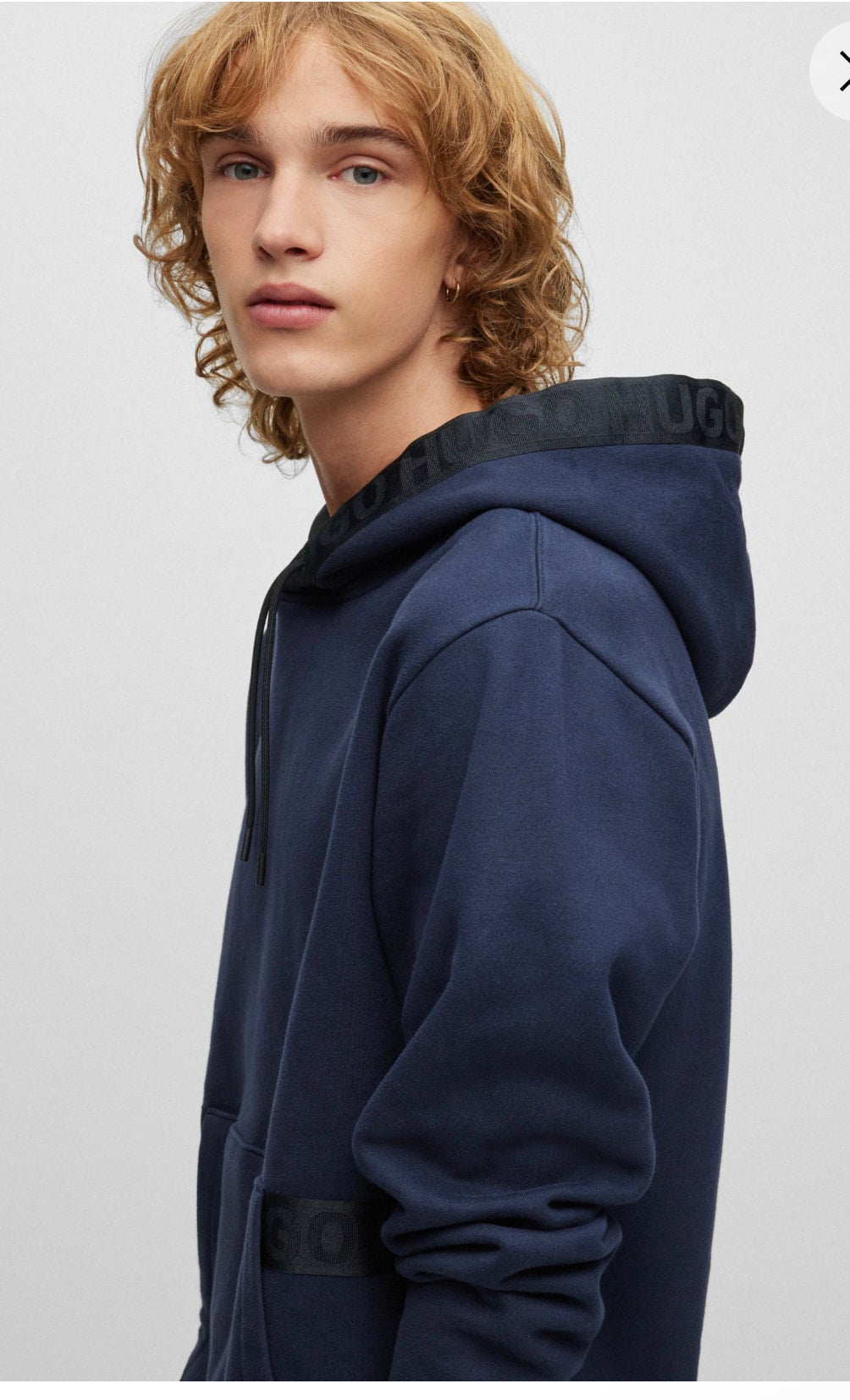 Hugo boss navy blue hoodie deals